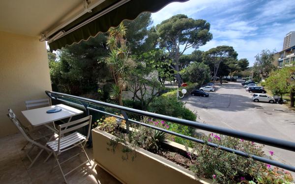 Appartement à vendre    2 pièces • 25 m2 La Seyne-sur-Mer