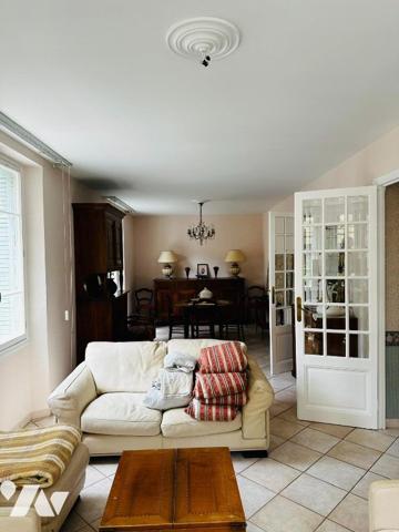 Centre ville - Maison de ville - 4 pièces - jardinet