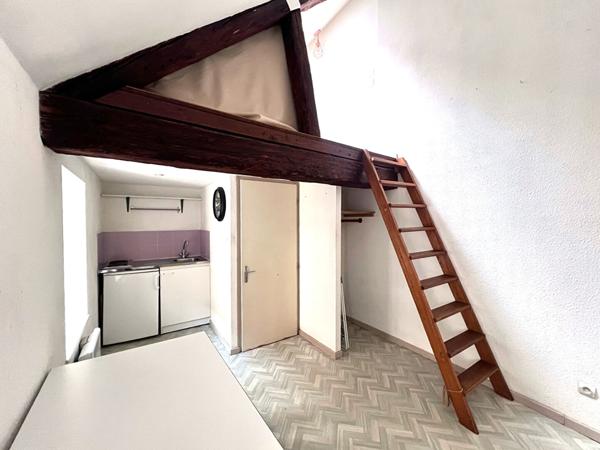 Studio Meublé Centre-Ville - 16m² - Proche commodités