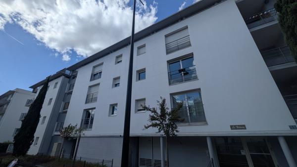 Appartement Nantes 4 pièces asc. balcon et terrasse, parkings et cave. , Nantes