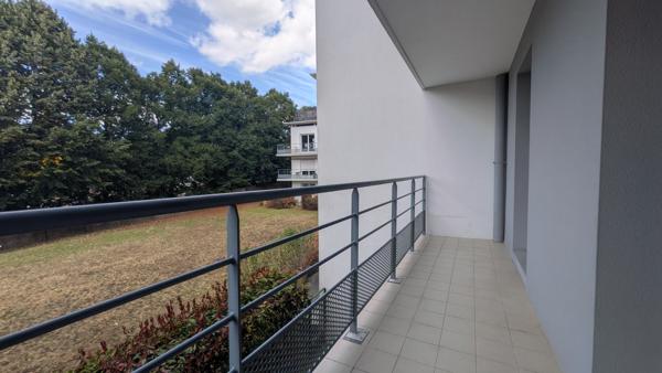 Appartement Nantes 4 pièces asc. balcon et terrasse, parkings et cave. , Nantes