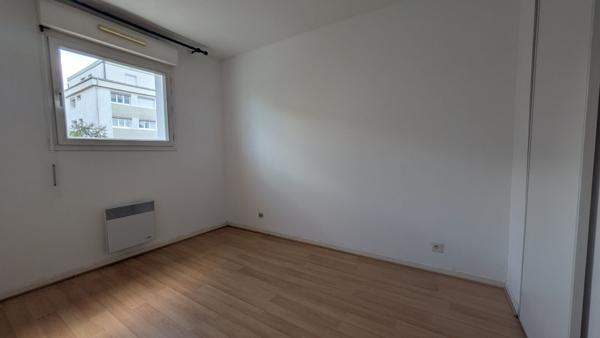 Appartement Nantes 4 pièces asc. balcon et terrasse, parkings et cave. , Nantes