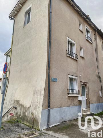 Maison 7 pièces de 83 m² à Saint-Affrique (12400)