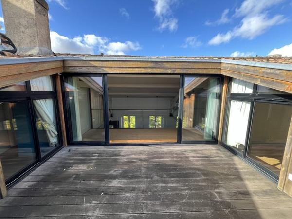 Appartement à louer |  Bordeaux |  6 pièces | 200 m²