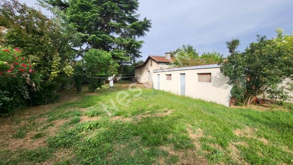 Maison Toulouse T3 82.5m2 sur une belle parcelle paysagée de 722m² avec dependances et garages