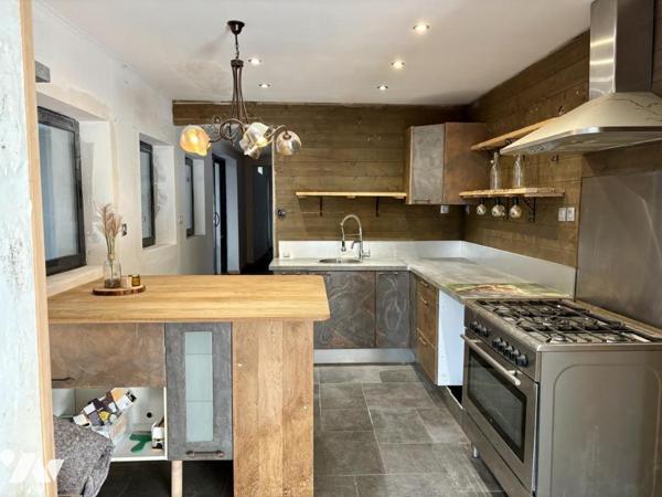 Maison à usage d'habitation 