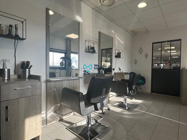 Fonds de commerce - Grossiste en produits de coiffure et cosmétiques - 135 m²