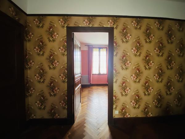 Ancienne gare habitable de suite 158 900 € H.A.I.*