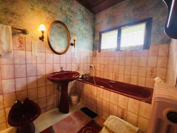 Ancienne gare habitable de suite 158 900 € H.A.I.*
