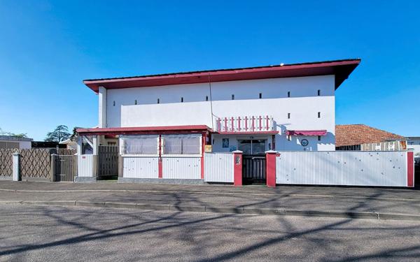 Maison à vendre    7 pièces •  Pomarez