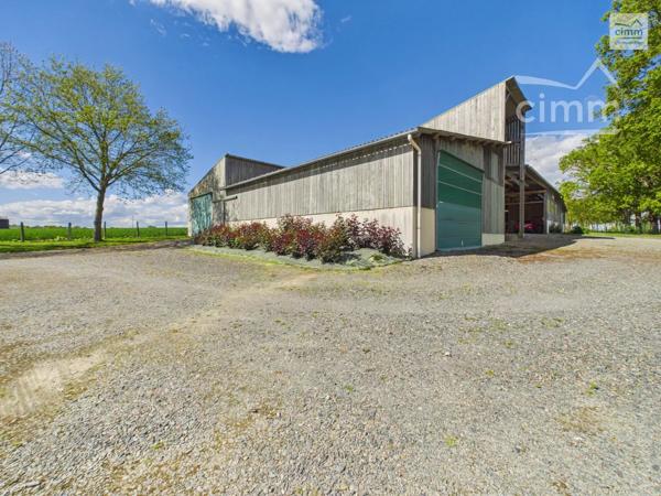 Cimm Immobilier Bréal-sous-Montfort vous présente cette longère entièrement rénovée.