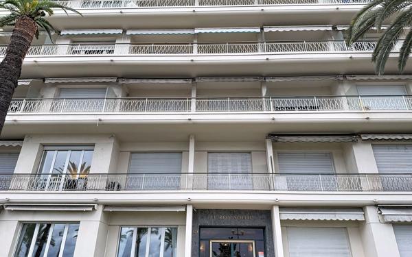 Appartement à louer    1 pièce • 35,90 m2 Nice