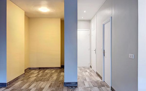 Appartement à louer    1 pièce • 35,90 m2 Nice