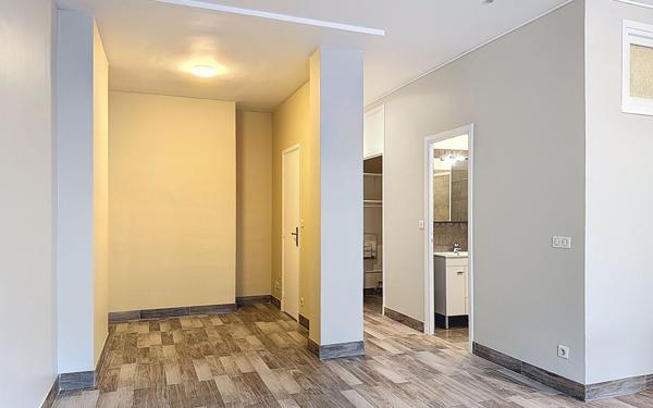 Appartement à louer    1 pièce • 35,90 m2 Nice