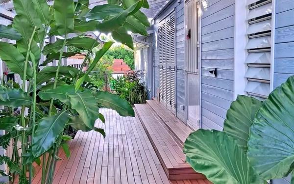 Maison à vendre    5 pièces • 143,40 m2 Saint-Leu