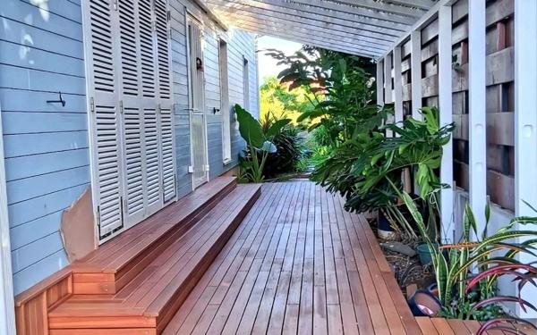 Maison à vendre    5 pièces • 143,40 m2 Saint-Leu