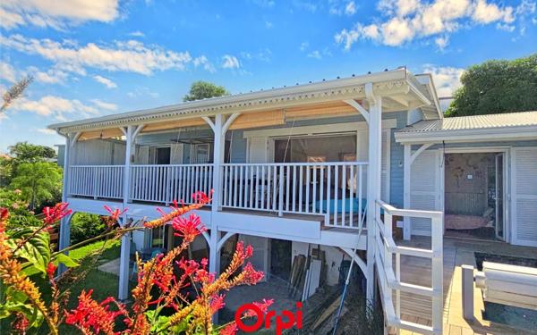 Maison à vendre    5 pièces • 143,40 m2 Saint-Leu