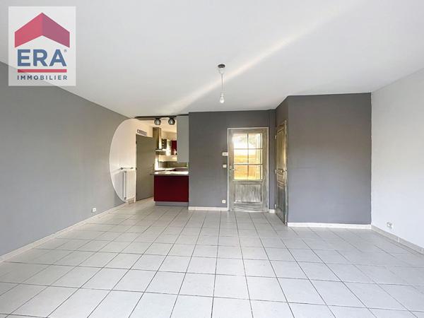 A vendre Villa Marseille 13014 Hauts de Sainte Marthe 3 chambres terrain piscine garage.