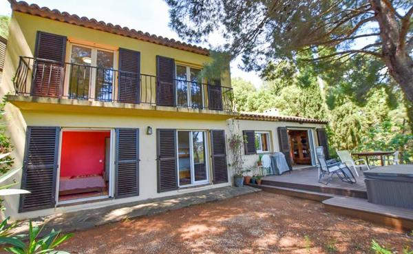 maison à vendre  6 pièces - 140 m2 LA CROIX VALMER - 83