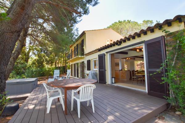 maison à vendre  6 pièces - 140 m2 LA CROIX VALMER - 83