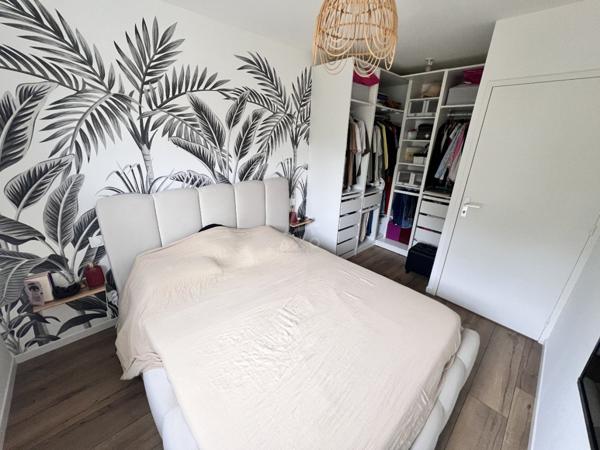 Maison de plain-pieds de 80 m²-3 chambres-397 m²