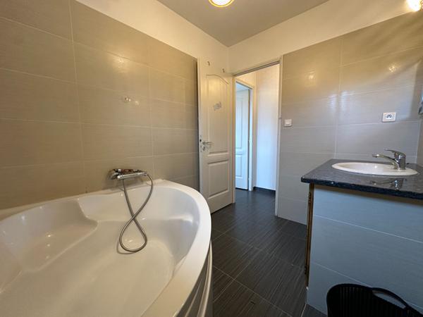 LOCATION - Maison3 pièce(s) 66.5 m2 AVEC TERRAIN - BIGUGLIA