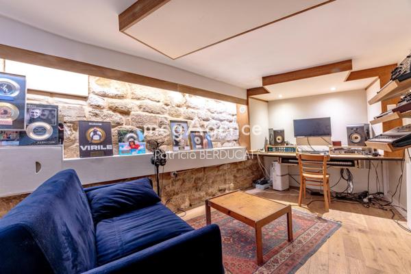 Local Commercial à MONTREUIL, 93100 - 2 pièces 35m²