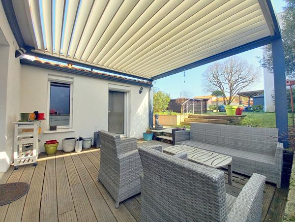 Maison ancienne rénovée - Saint Julien De Concelles - 3 chambres- 120m²