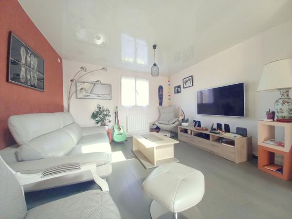 Maison ancienne rénovée - Saint Julien De Concelles - 3 chambres- 120m²