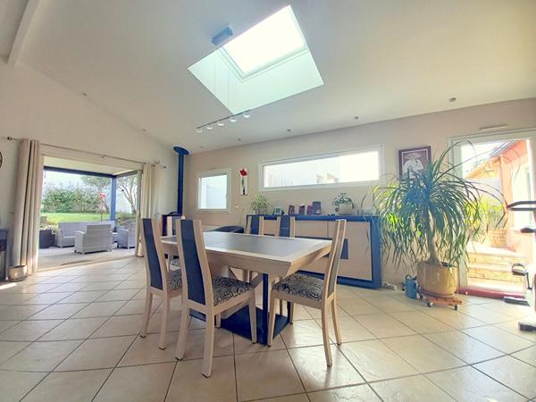 Maison ancienne rénovée - Saint Julien De Concelles - 3 chambres- 120m²