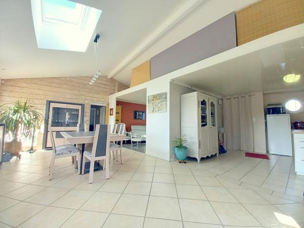 Maison ancienne rénovée - Saint Julien De Concelles - 3 chambres- 120m²