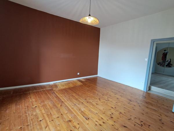 ALBI EST- Grande maison ancienne rénovée avec 4 chambres