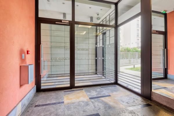 4 pièces lumineux à La Plaine Saint-Denis – Cave et parking