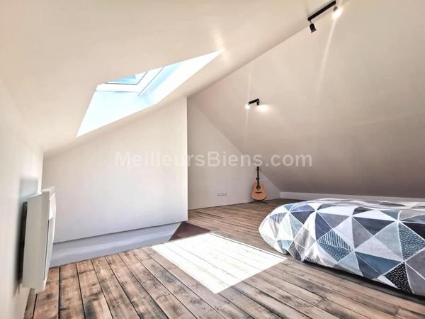 Maison Hautmont Rénovée 2 chambres Jardin Parking