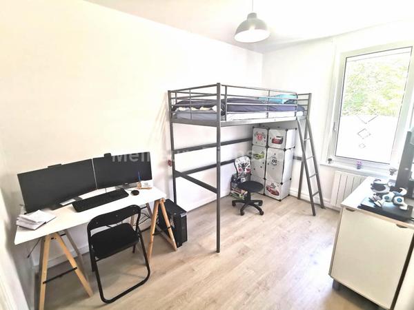 Maison Hautmont Rénovée 2 chambres Jardin Parking