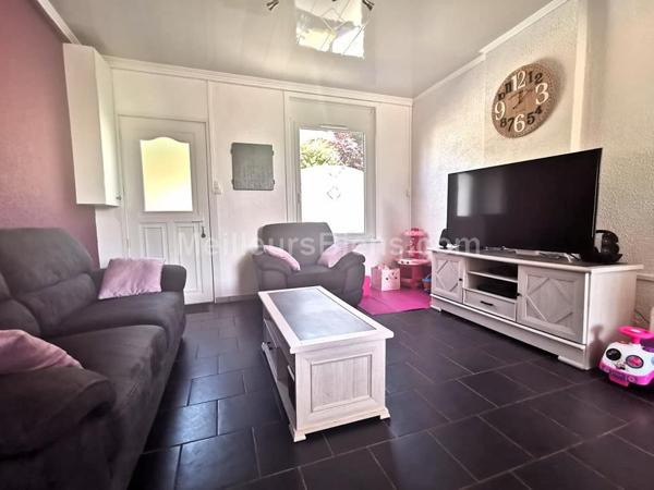 Maison Hautmont Rénovée 2 chambres Jardin Parking