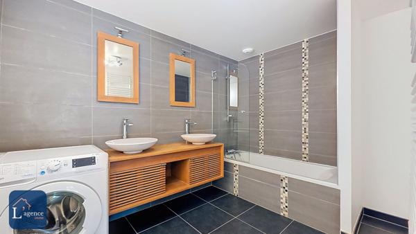 Villa-Appartement de standing, Résidence H2OME, Sous-plex, Double terrasse, Garage et place de parking Divonne-les-Bains 01220