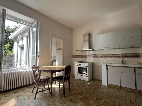 MAISON 7 pièces AURILLAC (15000) avec charmes ancien
