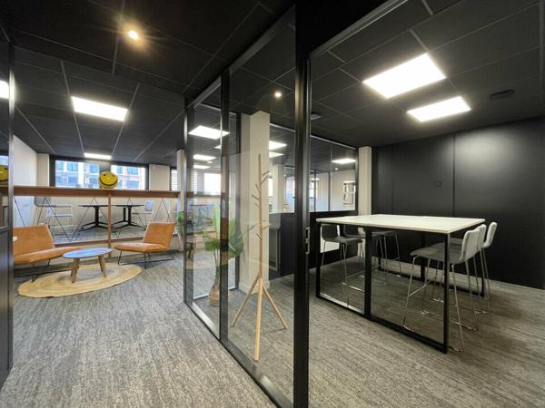 À LOUER – BUREAUX ÉQUIPÉS – LE HAVRE LES HALLES – 129 m²