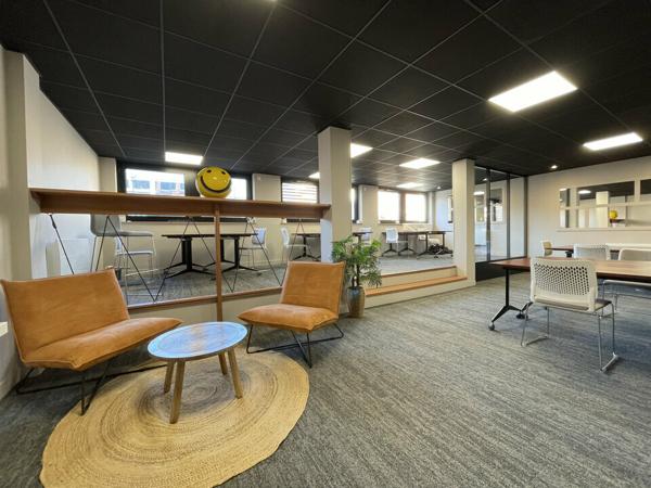 À LOUER – BUREAUX ÉQUIPÉS – LE HAVRE LES HALLES – 129 m²