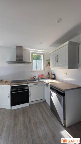 Jolie maison atypique rénovée T6 semi individuelle, grand jardin et garage