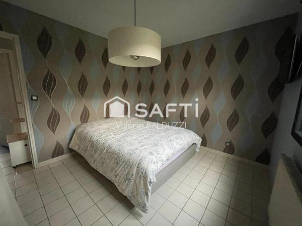 CHATEAU THIERRY , toutes commodités sur place, gare à pied.