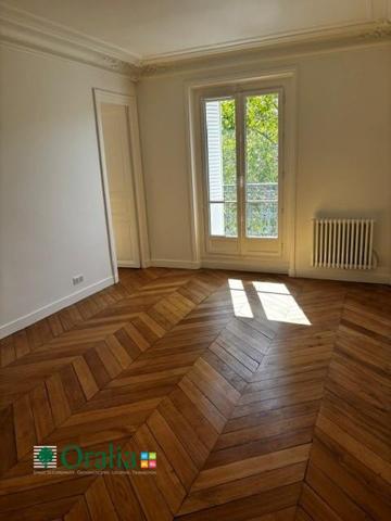 Appartement · Location Paris (75017) 6 pièces · 141m²