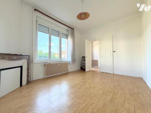 Appartement avec extérieur secteur gare