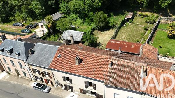 Maison à vendre 10 pièces 259 m² Charroux