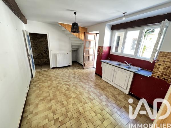 Maison à vendre 10 pièces 259 m² Charroux