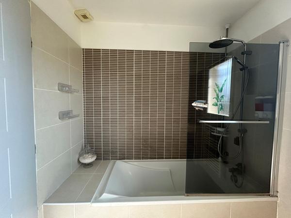 Maison Bezouce 4 pièce(s) 84.50 m2 meublée