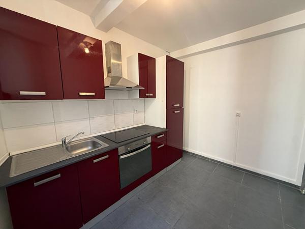 APPARTEMENT PROCHE VILLE DE CARCASSONNE