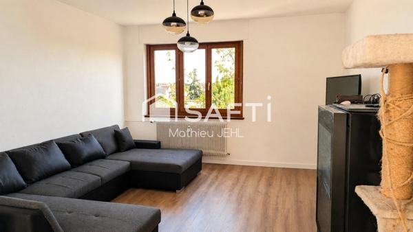 4/5 pièces de 86 m² - 2 balcons et superbe vue montagnes