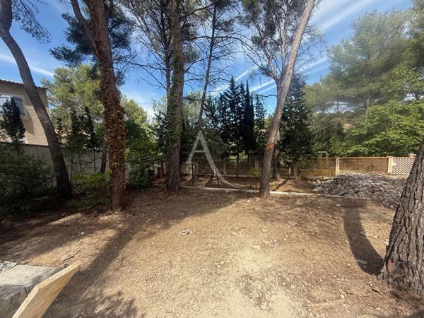 Maison 5 pièce(s) 101 m2 entièrement rénovée Martigues Jonquières